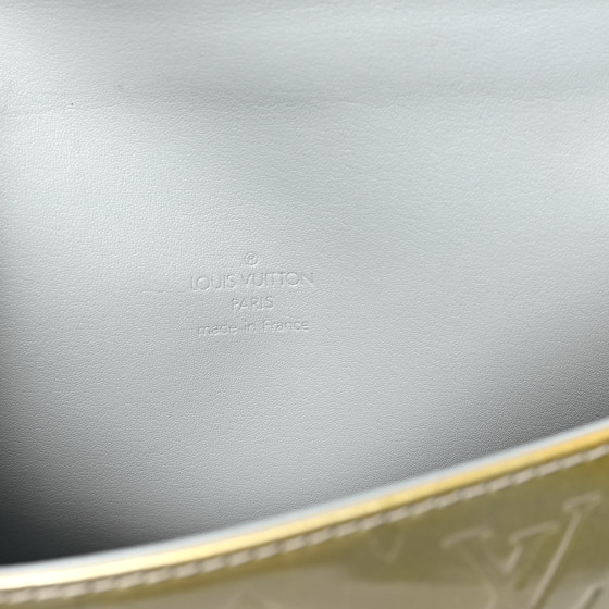 美品Louis Vuitton Classic バングル 2001シルバー 美品Louis Vuitton Classic バングル 2001シルバー LOUIS
