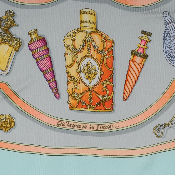 エルメス シルクスカーフ Qu'importe le flacon HERMES Silk Qu Importe Le Flacon Scarf 90 57777 | FASHIONPHILE