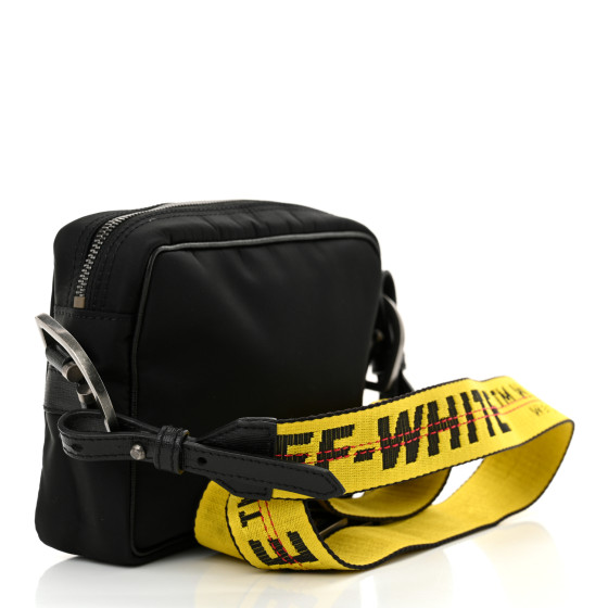 【Off-White】 ロゴ プリント ジップ クロスボディ バッグ Off-White】 ロゴ プリント ジップ クロスボディ バッグ