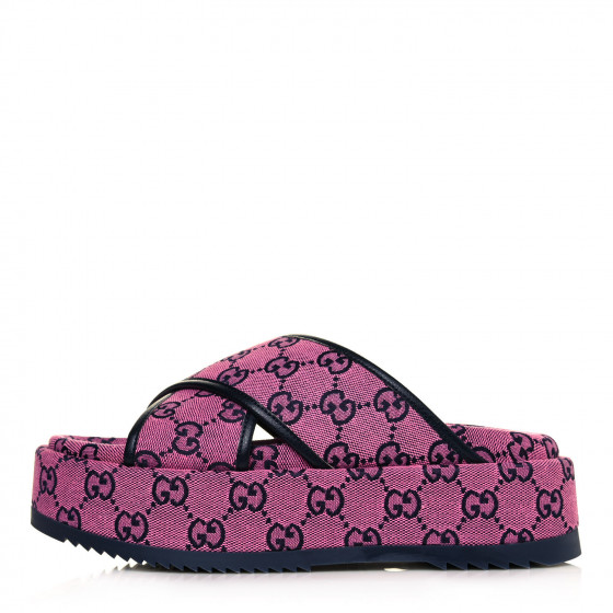 【GUCCI】M RHEIN CRISS-CROSS SLIDE GG◆834940AADUO Gucci Men's Rhein GG Suede Crisscross Side Sandals | Neiman