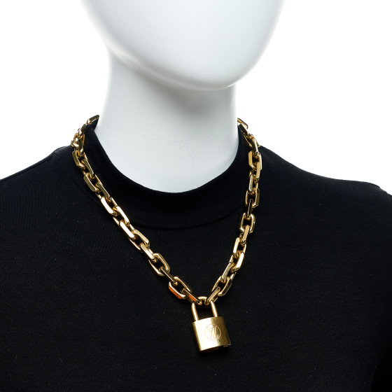 LOUIS VUITTON LV Edge Necklace Cadenas Gold 1576710