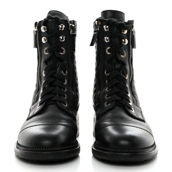CHANELブーツ Combat Boots 37 CHANEL Calfskin Quilted Lace Up Combat Boots 37 Black
