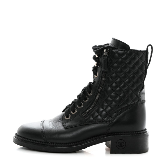 CHANELブーツ Combat Boots 37 CHANEL Calfskin Quilted Lace Up Combat Boots 37 Black