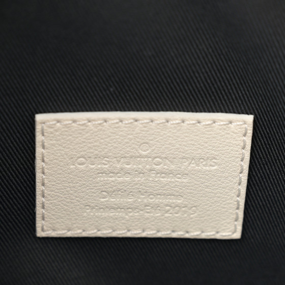 LOUIS VUITTON Taurillon Monogram Solar Ray Soft Trunk Powder