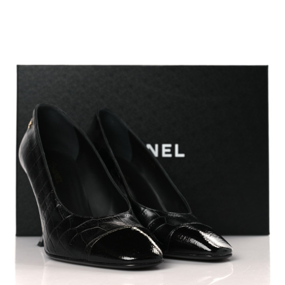 シャネル 黒 エンボスキャップ CHANEL Black Patent Cap Toe CC Logo Pumps/Shoes EUR 39C | eBay