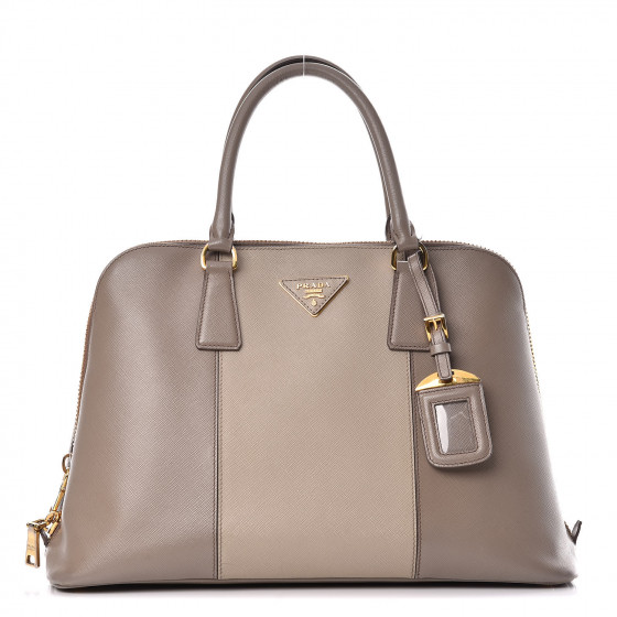 PRADA プラダ　ARGILLA Prada Vitello Phenix Argilla Grey Leather Flap Crossbody Bag