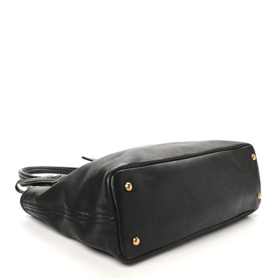 トートバッグ MIU MIU Black Nappa Leather Aventure Shopping Bag Miu Miu Aventure Leather Tote Bag | Black | FARFETCH