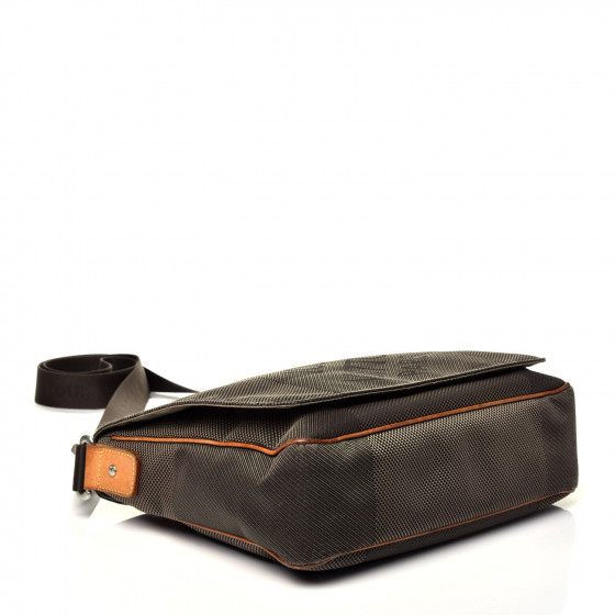 LOUIS VUITTON Damier Geant Messenger Bag Terre 757128