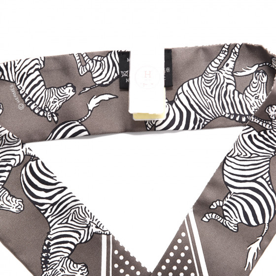 HERMES Silk Les Zebres Twilly Gris Taupe Black White 561400