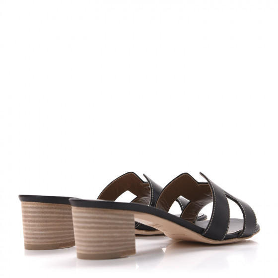 HERMES Calfskin Oasis Sandals 35 Black 622250 | FASHIONPHILE