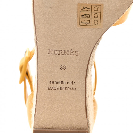送料込み【HERMES】エルメス GOLD CALFSKIN ELBE 60 SANDALS Elbe 60 sandal | Hermès Saudi Arabia