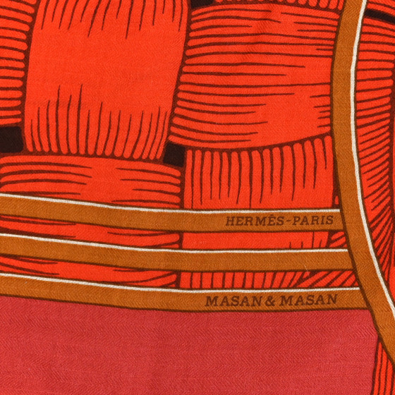 HERMES スカーフ Masan & Masan giant triangle 直営店包装 Masan & Masan giant triangle | Hermès Canada