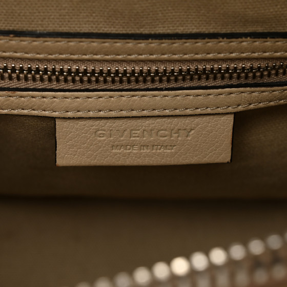 GIVENCHY Sugar Goatskin Small Antigona Light Beige 1371816