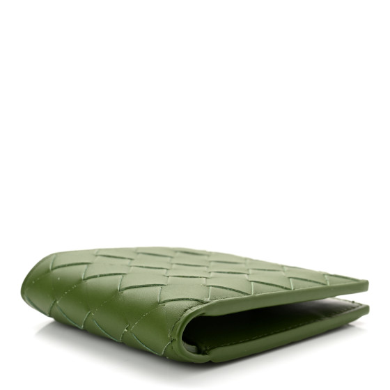 ★Bottega Veneta★Intrecciato Bi-Fold Wallet★Avocado BOTTEGA VENETA Nappa Maxi Intrecciato Bi-Fold Wallet Avocado