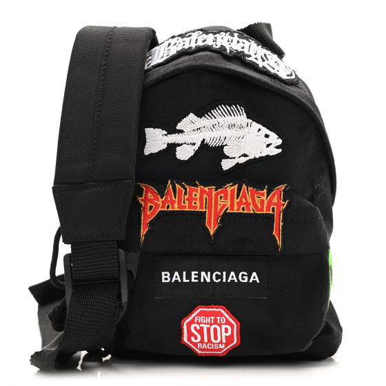 バッグ・カバンその他 BALENCIAGA Small Logo Patch Explorer Crossbag Black 6559822J Men's Explorer Pouch With Strap Small in Black | Balenciaga US