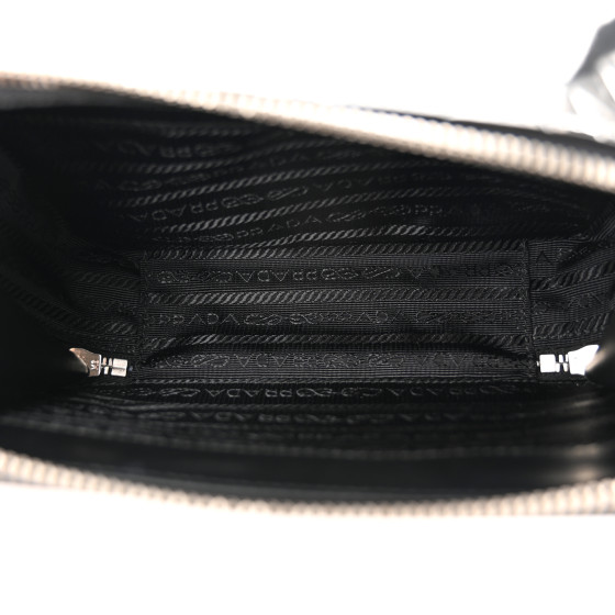 【PRADA】ベルベットのスライド PRADA Spazzolato Triangle Logo Pointed Toe Slingback Pumps