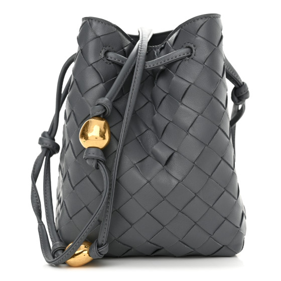 ショルダーバッグ BOTTEGA VENETA BUCKET BAG IN INTRECCIATO 15 Bottega Veneta Clasp Intrecciato Napa Bucket Bag | Neiman Marcus