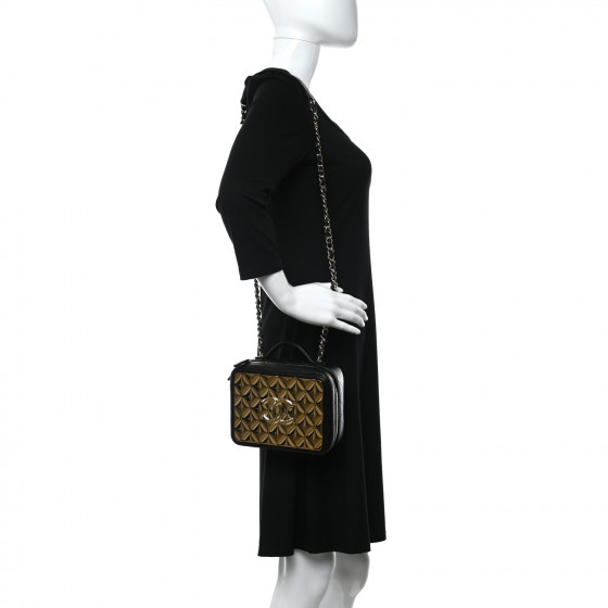 CHANEL Lambskin Metal Quilted Golden Plate Vanity Case Black