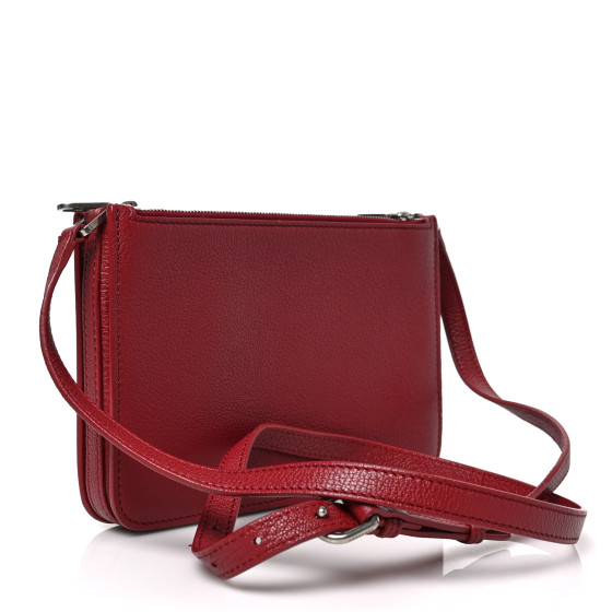 チェリー BURBERRY Grainy Goatskin Triple Zip Crossbody Bag Crimson