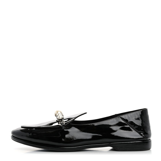 miu miu ブラックローファー チェーン装飾 楽天市場】【7/30限定・最大2万円OFFクーポン配布中】MIUMIU