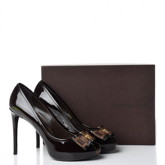 【お洒落チェーン♪】Louis Vuitton★エニタイム・フラップ Monogram Eclipse Suntulle LV Initial 40mm #90 Black/Gray