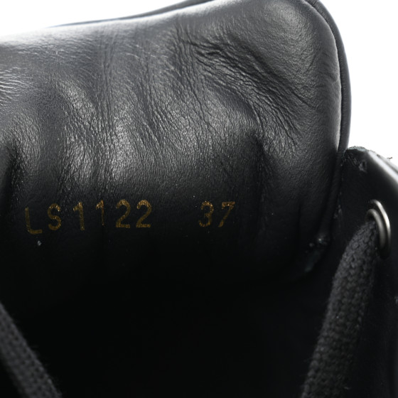 Christian Dior スウェード ブラック ロングブーツ 37 CDロゴ Christian Dior スウェード ブラック ロングブーツ 37 CDロゴ
