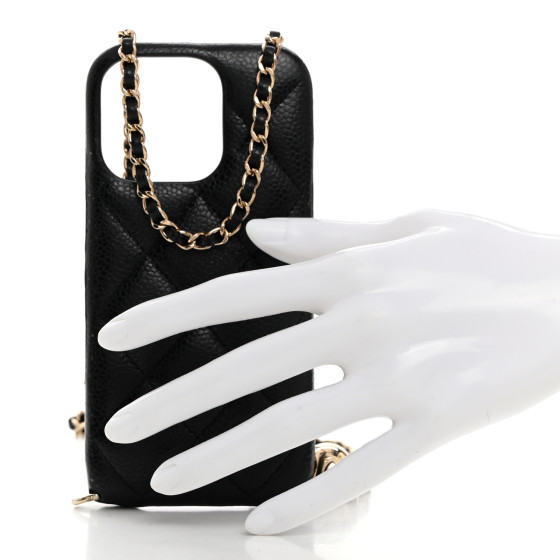 【視線集める黒キルティ♪】CHANEL iPhone 16 Pro/Pro Maxケース CHANEL】iPhone 16 Pro/Pro Max ケース (CHANEL/iPhone