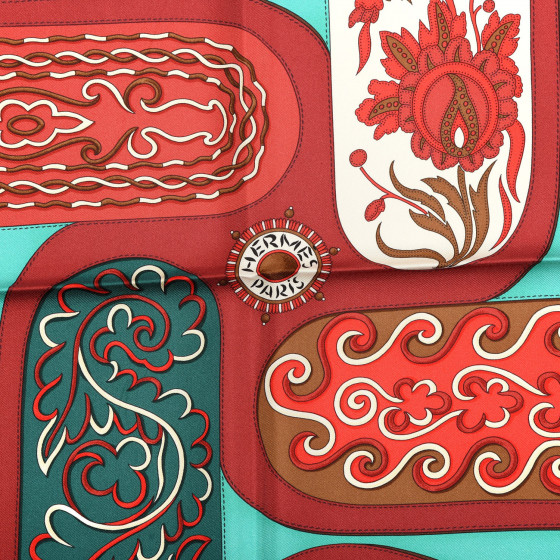 エルメス シルク フェスティバル デ ザマゾン スカーフ HERMES Silk Festival des Amazones Scarf 90 710006 | FASHIONPHILE