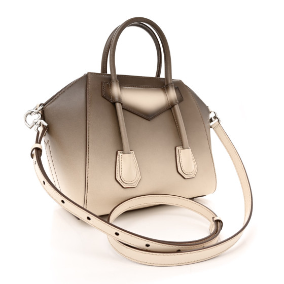 【送料&関税込】Givenchy Antigona Mini Shoulder Bag In Beige GIVENCHY Box Calfskin Mini Lock Antigona Shoulder Bag Beige