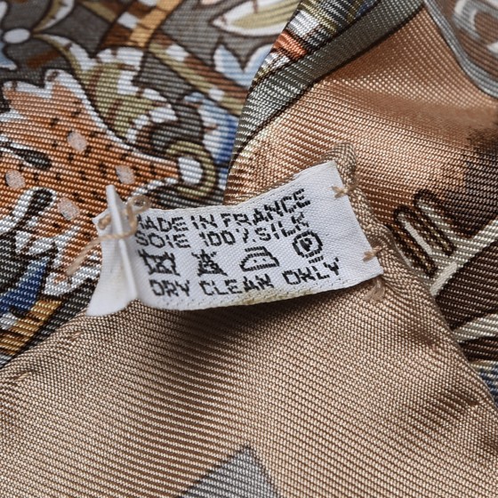 HERMES Silk Trophees de Venise Scarf 90 267006 | FASHIONPHILE