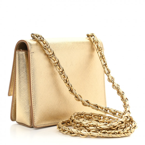 ショルダーバッグ・ポシェット Ferragamo Mini Bag With Gold-Tone Clasp And Chain Strap Ferragamo Mini Bag With Chain Strap Hooks In Black | ModeSens