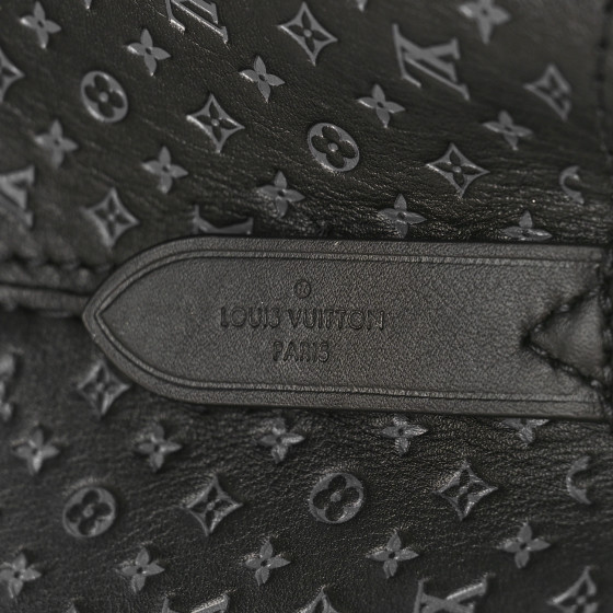 控えめナノグラムが流行りをタイムレス Louis Vuitton NeoNoe BB LOUIS VUITTON Calfskin Nanogram Embossed Neonoe BB Black