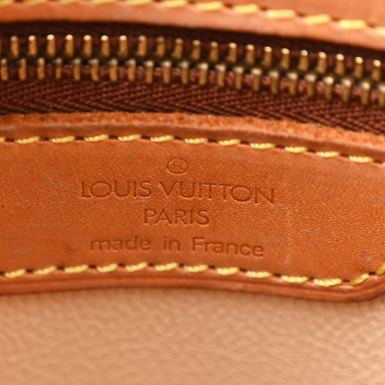 LOUIS VUITTON Monogram Bucket 27 1656861 | FASHIONPHILE