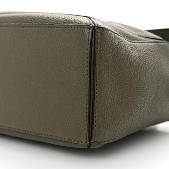 【関税送料込】Loewe Leather Puzzle Shoulder Bag Khaki Green Puzzle Edge Small leather shoulder bag in green - Loewe