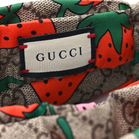 超美品　GUCCI　グッチ　ヘアバンド　ストロベリー　GG柄 GG グッチ GUCCI ストロベリープリント ヘッドバンド ターバン