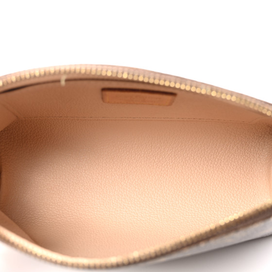 LOUIS VUITTON Monogram Cosmetic Pouch 1674398 | FASHIONPHILE