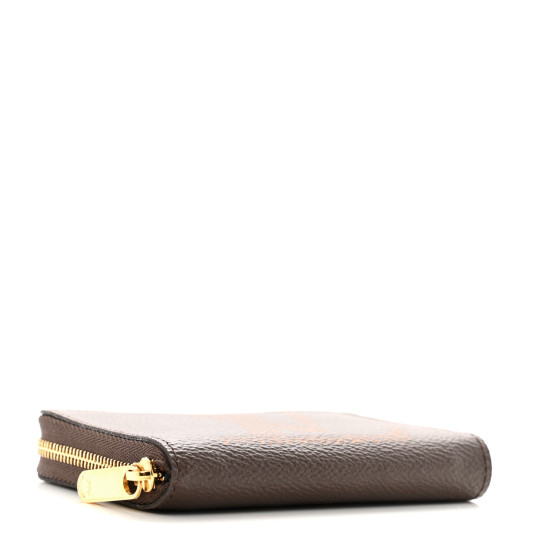LOUIS VUITTON Monogram Giant Zippy Coin Purse 1677772