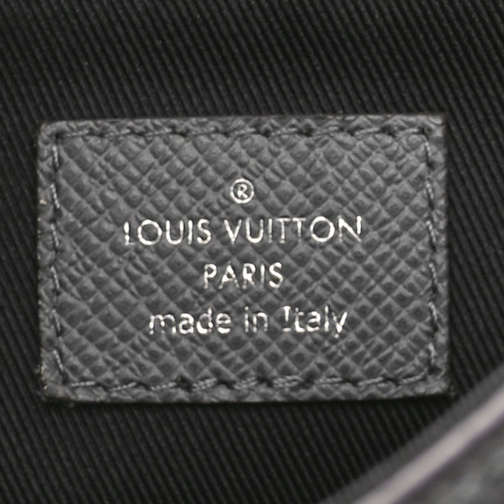 バッグ Louis Vuitton TaigaEclipseMessenger Louis Vuitton Monogram Eclipse Taiga Leather Outdoor