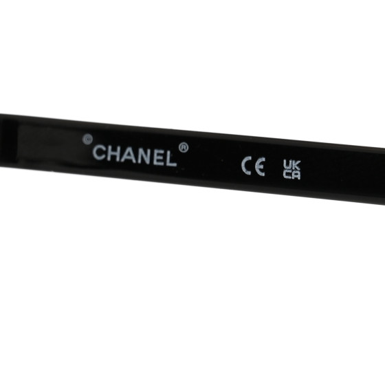 CHANELメタリ CHANEL Metal Logo Sunglasses 71542 Black 1323974 | FASHIONPHILE