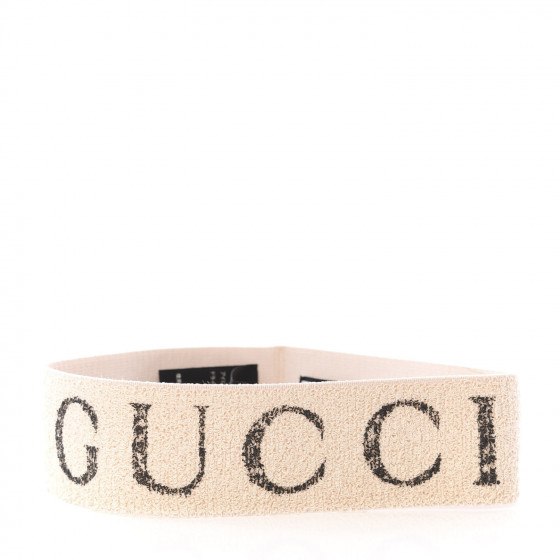 GUCCI GGロゴデザイン 耳あて ホワイト GUCCI(グッチ) イヤーマフ(レディース) - 海外通販のBUYMA