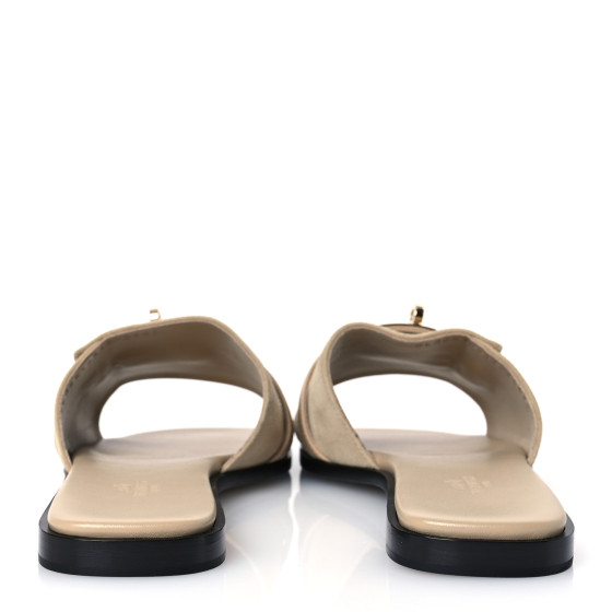 すっきりとエレガントに☆【HERMES】サンダル Giulia Beige Lin HERMES Suede Goatskin Giulia Sandals 41 Beige Lin 1636056