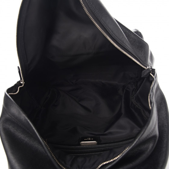 GIVENCHY クラフィックハタンフリントフティ BMJ0HB3YEN 001 GIVENCHY クラフィックハタンフリントフティ BMJ0HB3YEN 001