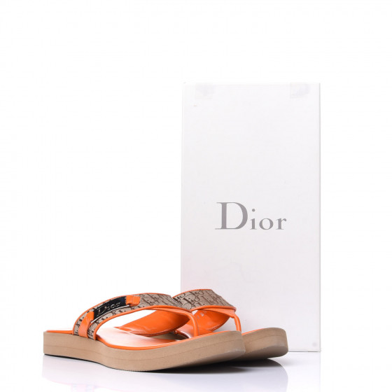 CHRISTIAN DIOR Calfskin Monogram Trotter Thong Sandals 37