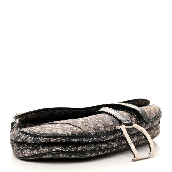 ☆関税込☆ ★CKJ Minimal Monogram Saddle Bag★ Calvin Klein CKJ Minimal Monogram Saddle Bag22 T Pale Conch