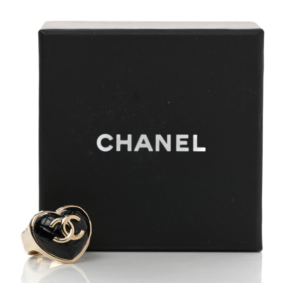 ゴールド × ブラック♪【CHANEL】CCロゴハートリング CHANEL Resin CC Quilted Heart Ring 53 6.25 Gold Black