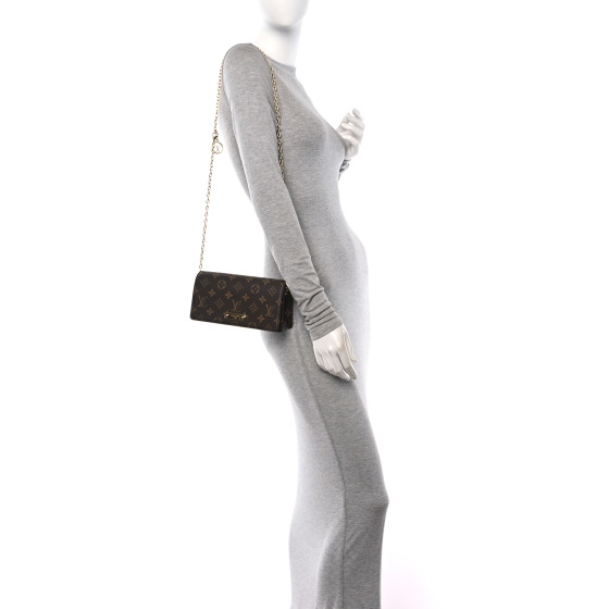 ★TOUT Y EST★ Lily WOC Long Wallet RCACX23211IVX Louis Vuitton Lily Wallet On Chain | Bragmybag