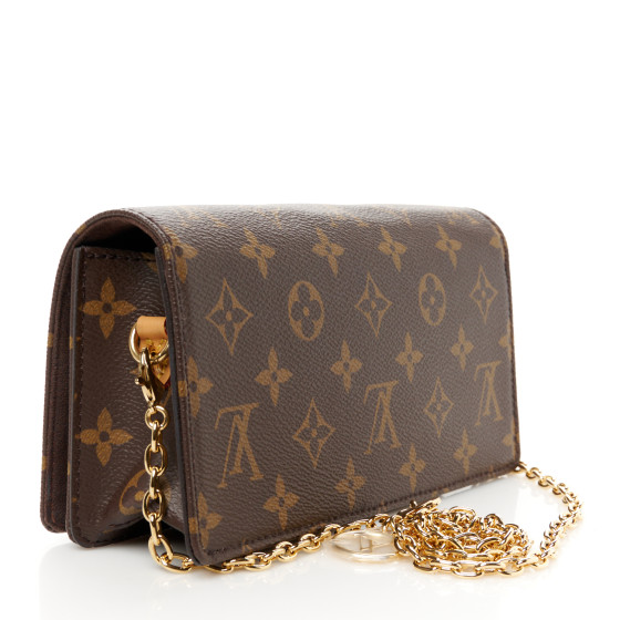 ★TOUT Y EST★ Lily WOC Long Wallet RCACX23211IVX Best Wallet On Chain 💕 LV Lily WOC Review | Blessed By