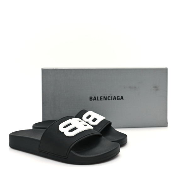 サンダル・ミュール BALENCIAGA Pool Sandals - Balenciaga - Synthetic - Black Balenciaga Pool Slide Sandals | Saks Fifth Avenue