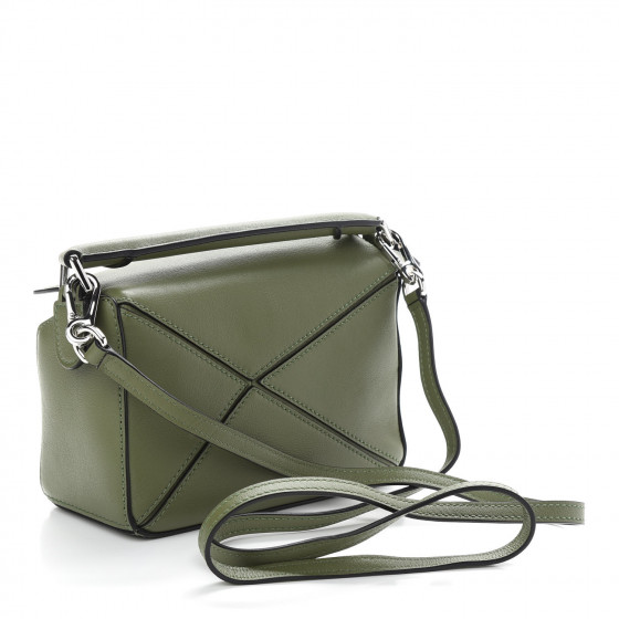【LOEWE】Mini Puzzle Edge Bag - Avocado Green LOEWE Calfskin Mini Puzzle Bag Avocado 917458 | FASHIONPHILE