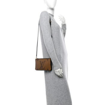 LOUIS VUITTON Reverse Monogram Giant Double Zip Pochette